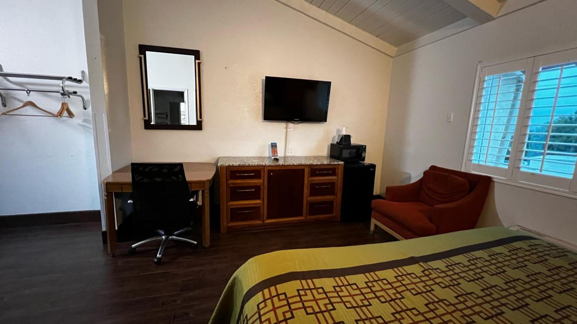 New American Inn & Suites 奥兰治 外观 照片