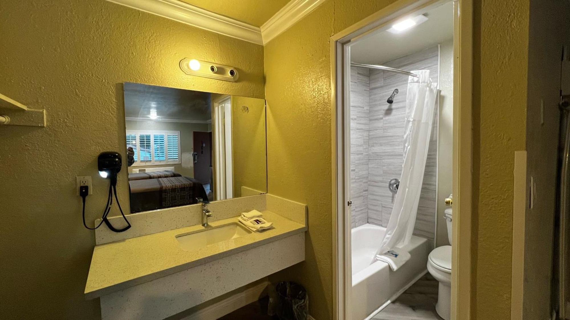 New American Inn & Suites 奥兰治 外观 照片
